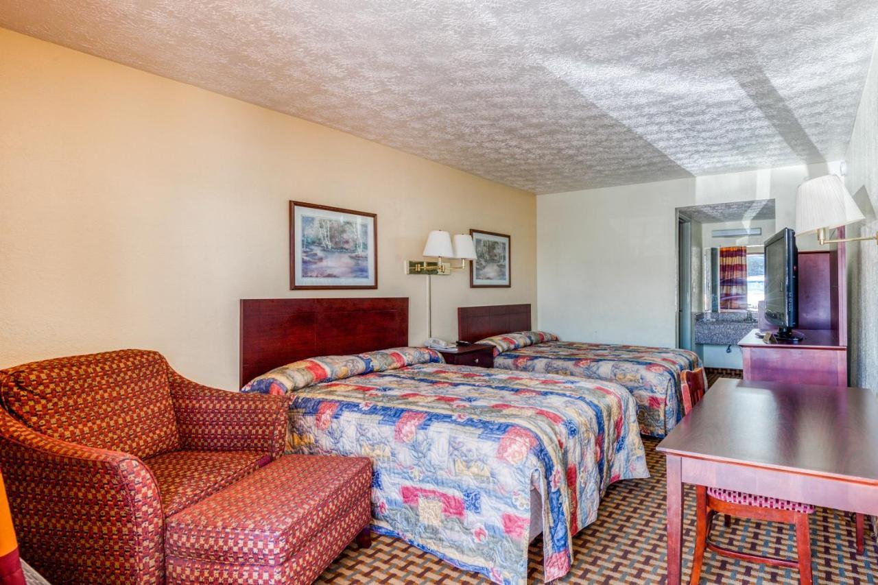Oyo Hotel Decatur I-20 East & Wesley Club Dr Exterior foto